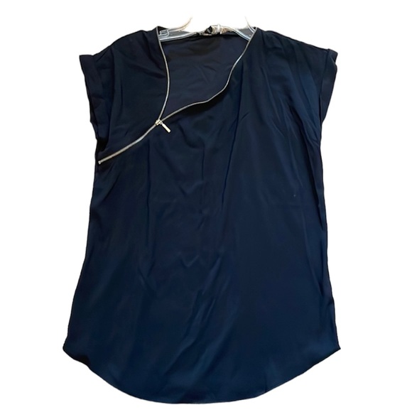 Express Tops - Asymmetric zipper top